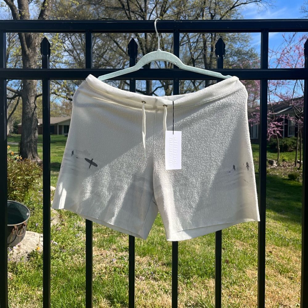 All Things Fabulous Beach Scene Surf Cotton Shorts NWT